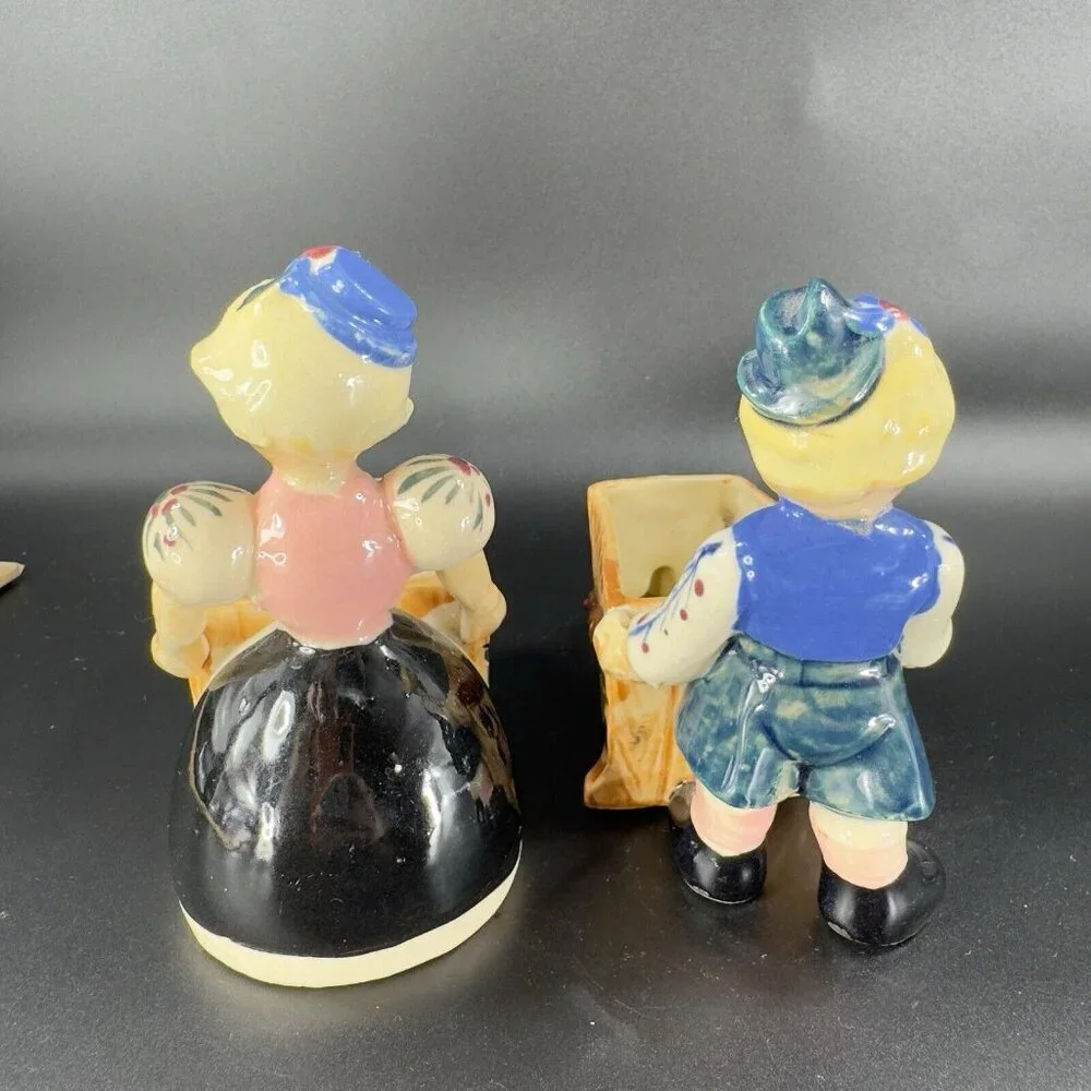 Vintage Pioneer MDSE Co Hand Painted Wheel Barrel Planter‎ Set 2 Man Woman Japan